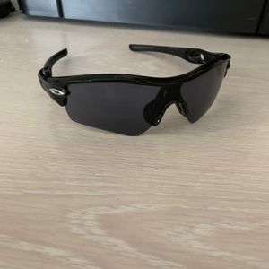 Oakley radar sunglasses.
